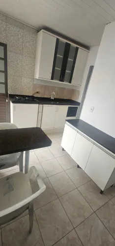 Kitinet mobiliada no Boqueirão agua luz internet incluido