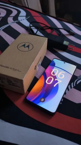 Edge 30 fusion 256gb