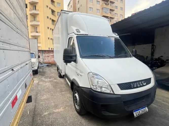 Iveco Daily City 30s13 Chassi 2P (diesel) 2020
