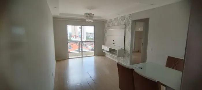 Apartamento com Vista Livre e Móveis Planejados - Com 64 metros  Próximo ao Shopping Maia