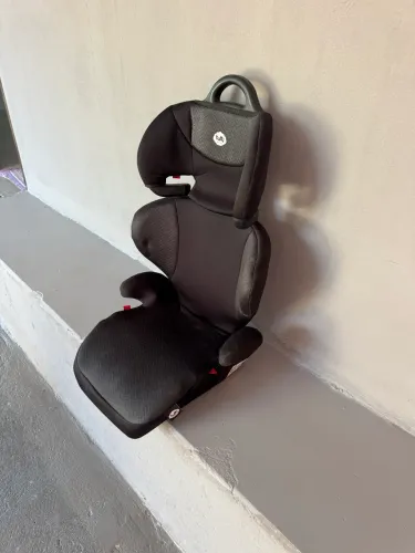 Cadeirinha infantil para carro