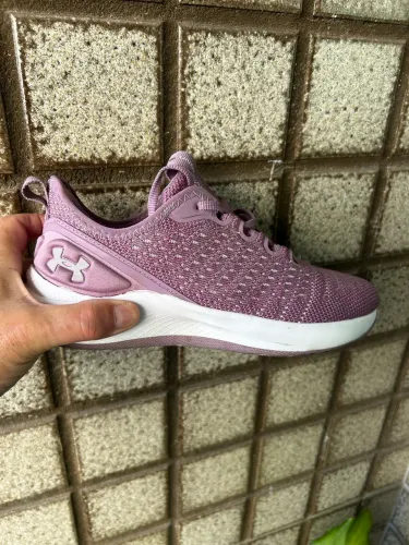 Tênis Under Armour Rosa