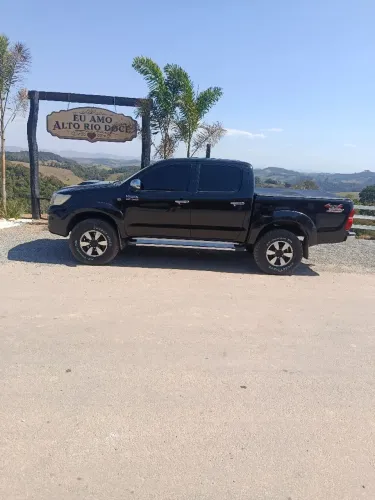 Toyota Hilux CD SRV D4-d 4X4 3.0 TDI Diesel AUT 2010