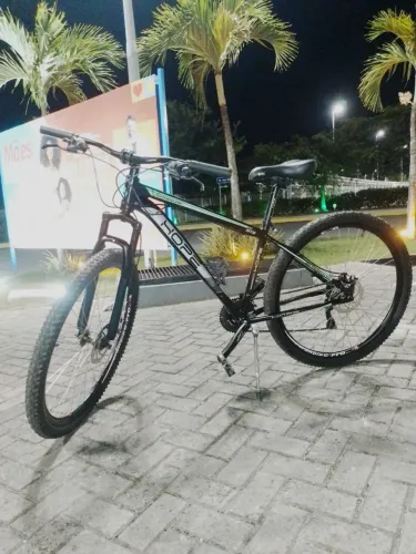 Bicicleta toda aluminio aro 29 jante aero shimano