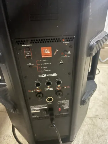 CAIXA DE SOM JBL ORIGINAL COM ALTO FALANTES DE BRINDE