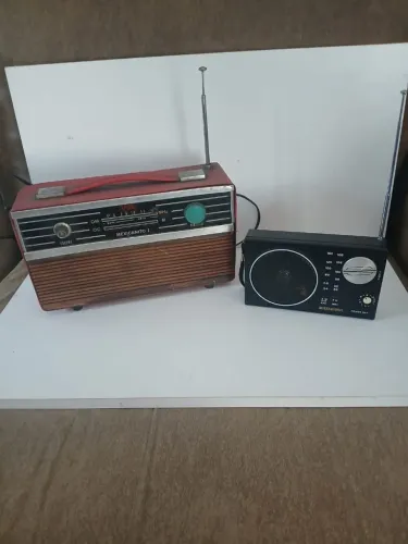 Rádio antigo