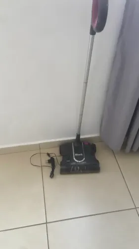 Vassoura elétrica com carregador 