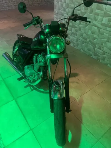 OPORTUNIDADE SUZUKI INTRUDER 125 - ECONÔMICA, CONFIÁVEL E MUITO BEM CUIDADA!