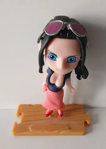 BONECO MINIATURA ONE PIECE NICO ROBIN