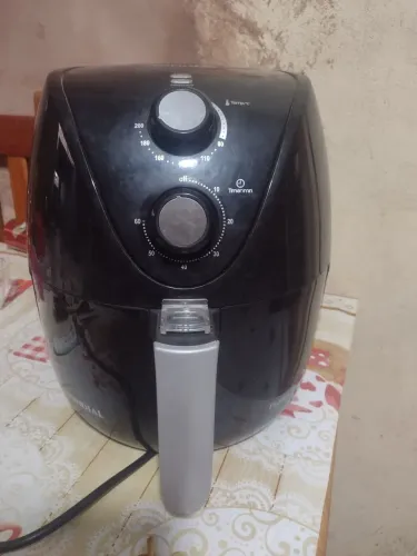 Air fryer Mondial de 3,5 litros 