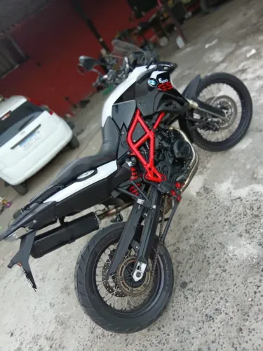 BMW F800