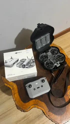Dji neo 2 fly more combo + case de transporte