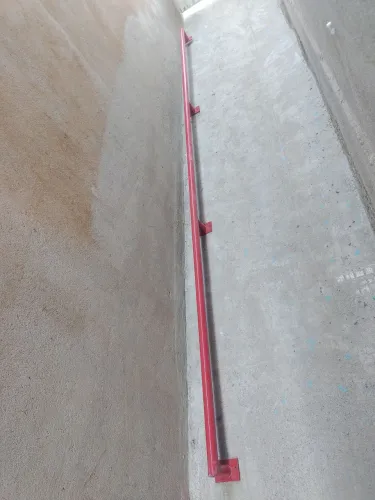2 Corrimão de 4 metros cada