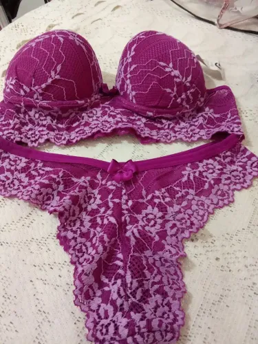 Vendo 3 conjuntos de lingeries ainda vai com um brinde baby dool