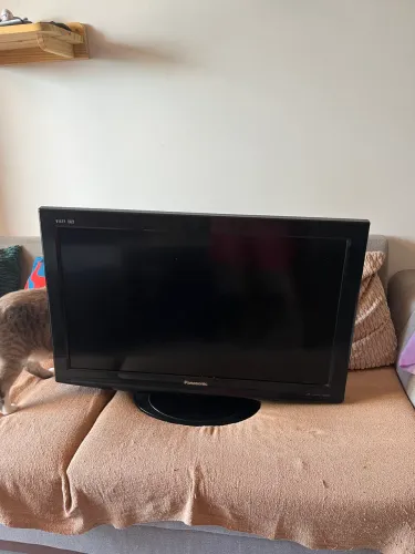Televisão Panasonic LCD 32 polegadas