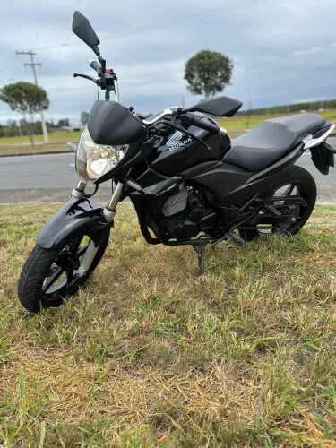 CB 300 