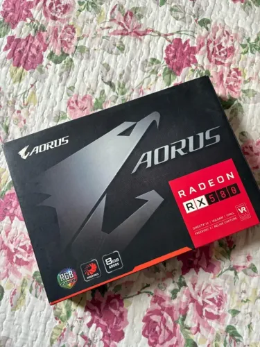 Placa de Vídeo AORUS RX 580 8GB - Ótimo estado