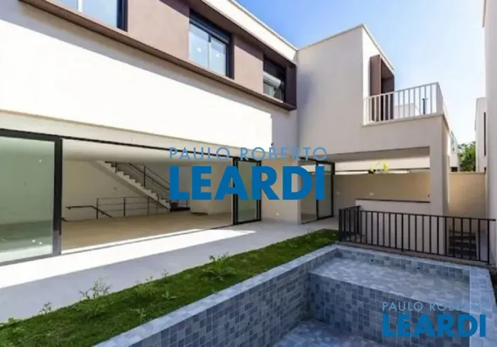 CASA EM CONDOMÍNIO - ALTO DA BOA VISTA - SP