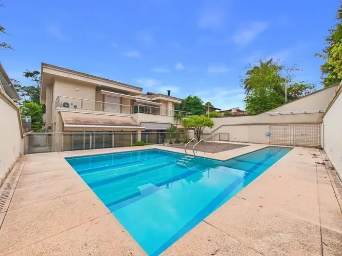 Casa para alugar em Alphaville com 5 suítes, 608 m² por R$ 30.000/mês + encargos locatício