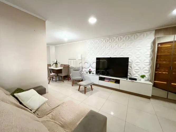 Sobrado 3 Quartos Mobiliado | Suíte com Closet, Hidromassagem e Varanda