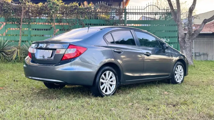 Honda Civic Sedan LXS 1.8/1.8 Flex 16V Mec. 4P 2014
