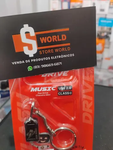Pendrive com música 