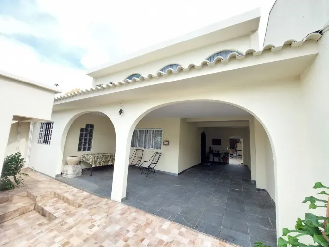 Sobrado em área nobre abaixo do preço de mercado - Tratar com o proprietário *