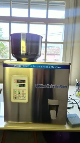 Máquina Dosadora de Balança eletrônica 2- 200g