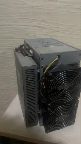 Mineradora Canaan AvalonMiner de ~50 TH/s