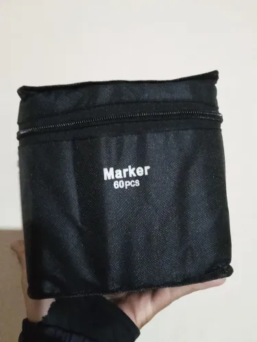 Vendo kit de canetinha Marker 60 pcs com bolsa