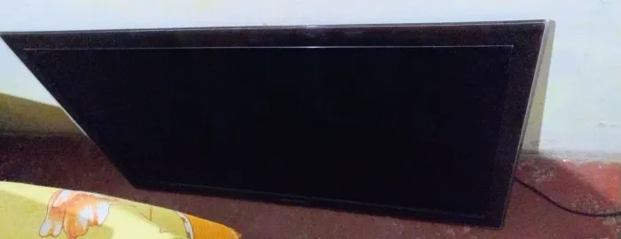 TV Samsung 40P retirada de peças 
