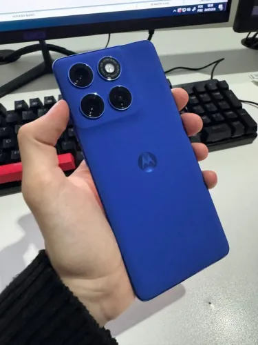 Moto Edge 60 pro 256GB e 12GB Ram (c/ garantia)