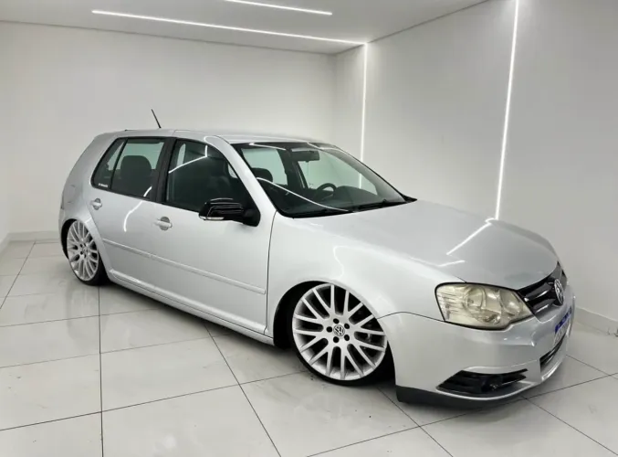 Volkswagen Golf Sportline 1.6 MI Total Flex 8V 4P 2013