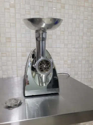 Máquina Moer Moedor De Carne Linguiça Kibe Elétrico