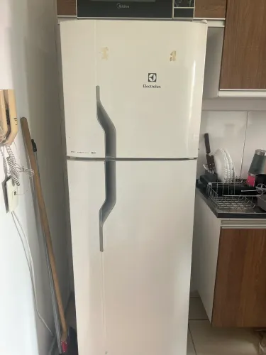 Geladeira duplex frost Free Electrolux DF35A