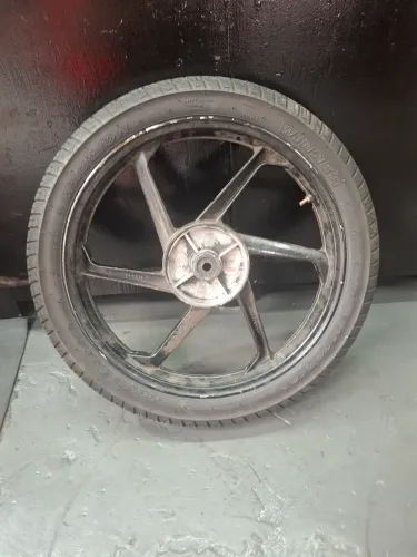 Vendo roda traseira da facto 125 150 com o pneu novo