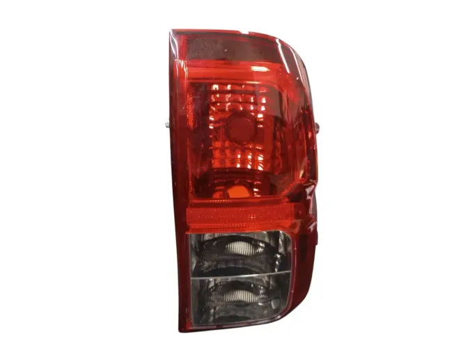 Lanterna T.d Toyota Hilux Srv 2017 A 2022