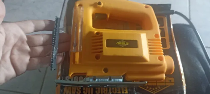 Tico nova comprei e acabei não usando pode ser testada na hora avalio propostas