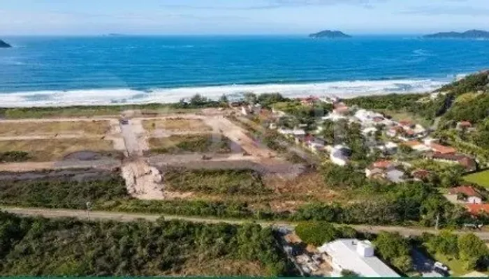 Terreno de 360m² nos Açores