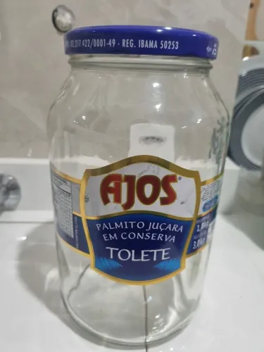 Pote grande e vazio de palmito para artesanato