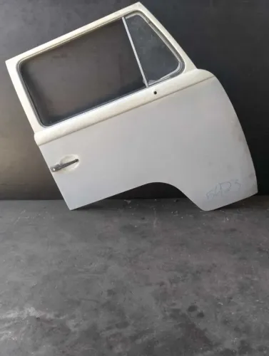 Porta Dianteira Direita Volkswagen Kombi 1997 A 2014