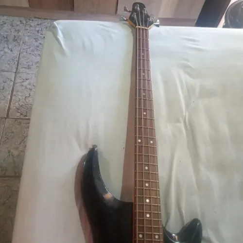 Contrabaixo 4 cordas