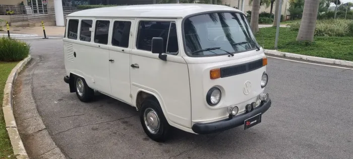 Volkswagen Kombi Standard/ Luxo/ Serie Prata 1989