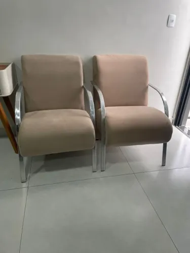 POLTRONA BRAÇO EM ALUMINIO (SOMENTE NESSAS CORES)