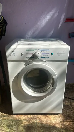 Máquina Electrolux turbo
