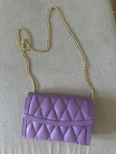 Bolsa em couro semi nova