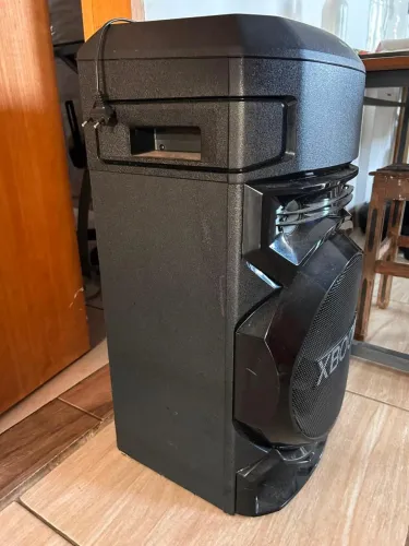 XBOOM LG