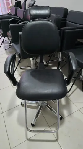 Cadeira Cabelereiro Suporte Pé