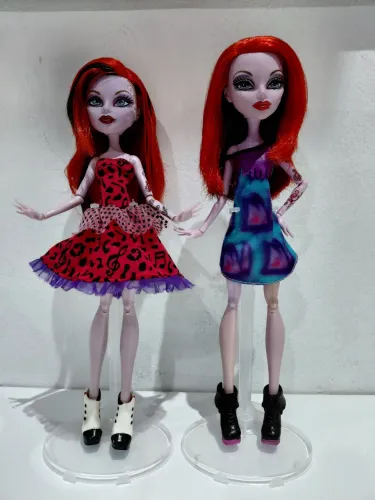 lote monster high - 2 operettas