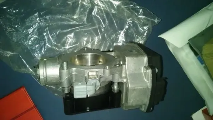 TBI CORPO DE BORBOLETA NOVA ORIGINAL DA LINHA PEUGEOT CITROEN